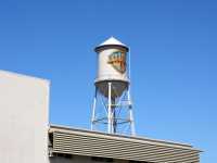 04-warner-bros-041